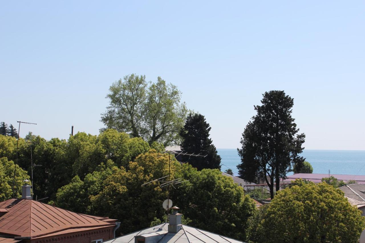 Guest House Zvanba Gagra Esterno foto
