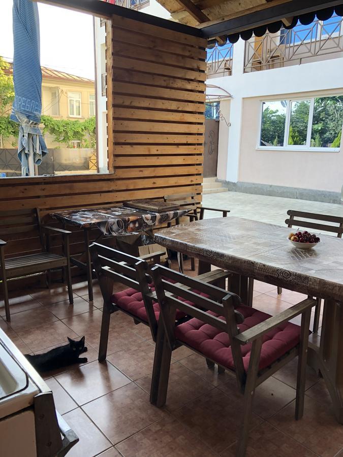 Guest House Zvanba Gagra Esterno foto